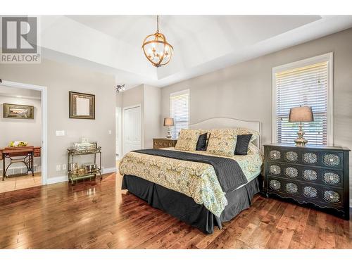 2521 Quail Place, Kelowna, BC - Indoor Photo Showing Bedroom