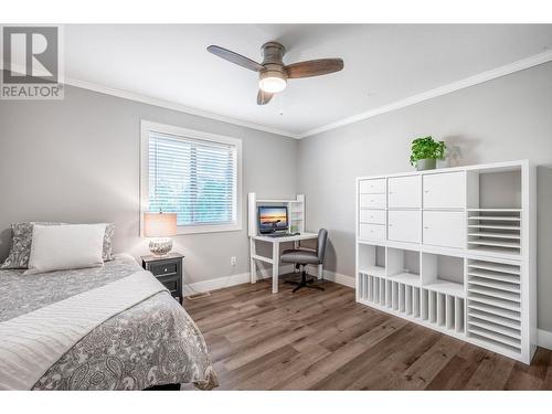 2521 Quail Place, Kelowna, BC - Indoor Photo Showing Bedroom