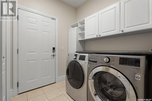 214 Bellmont Terrace, Saskatoon, SK - Indoor Photo Showing Laundry Room