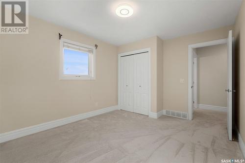 214 Bellmont Terrace, Saskatoon, SK - Indoor Photo Showing Other Room