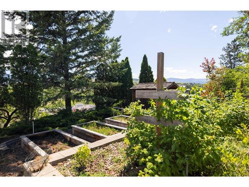 2300 23 Avenue, Vernon, BC - Outdoor