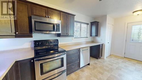 7919 97 Avenue, Fort St. John, BC - Indoor Photo Showing Kitchen