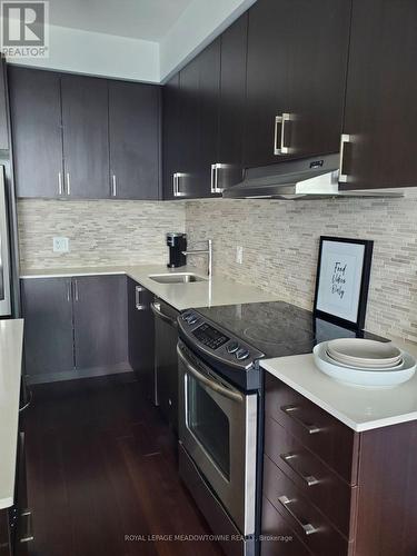 2106 - 2560 Eglinton Avenue W, Mississauga, ON - Indoor Photo Showing Kitchen With Upgraded Kitchen