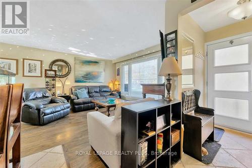 382 Third Line, Oakville (Bronte West), ON - Indoor