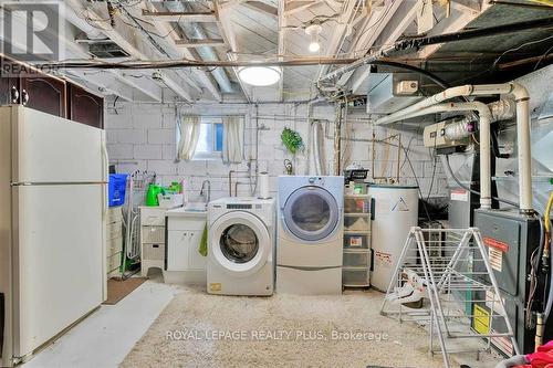 382 Third Line, Oakville (Bronte West), ON - Indoor Photo Showing Laundry Room