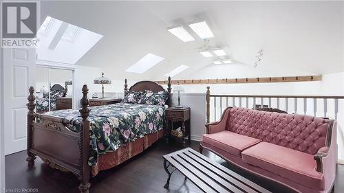 1695 Bruce Road 1, Kinloss Township, ON - Indoor Photo Showing Bedroom