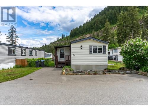 24-1214 Okanagan Ave, Chase, BC - Outdoor