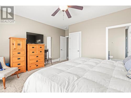 6536 Blackcomb Place, Vernon, BC - Indoor Photo Showing Bedroom