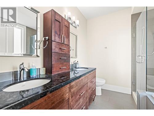 6536 Blackcomb Place, Vernon, BC - Indoor Photo Showing Bathroom