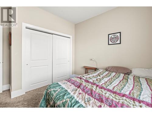 6536 Blackcomb Place, Vernon, BC - Indoor Photo Showing Bedroom