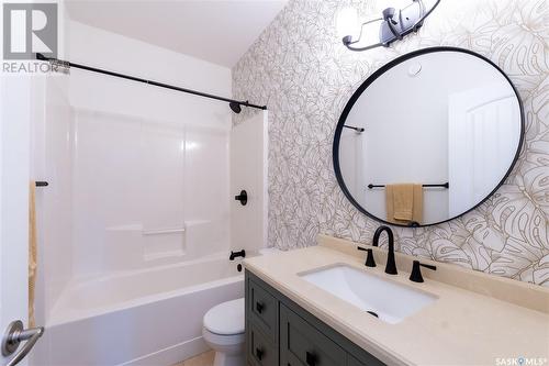 62 Belmont Crescent, Moose Jaw, SK - Indoor Photo Showing Bathroom