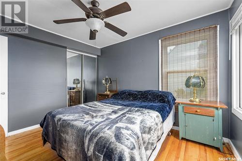 1091 Algoma Avenue, Moose Jaw, SK - Indoor Photo Showing Bedroom