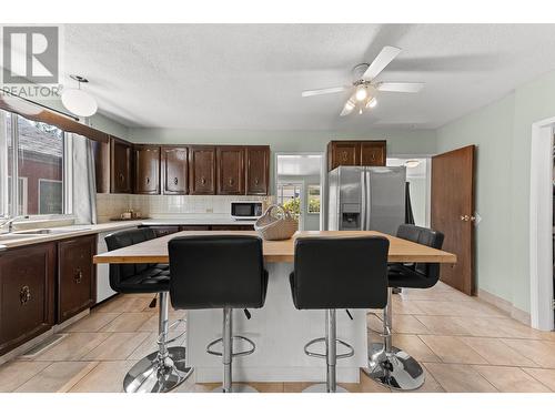 394 Wade Avenue, Penticton, BC - Indoor