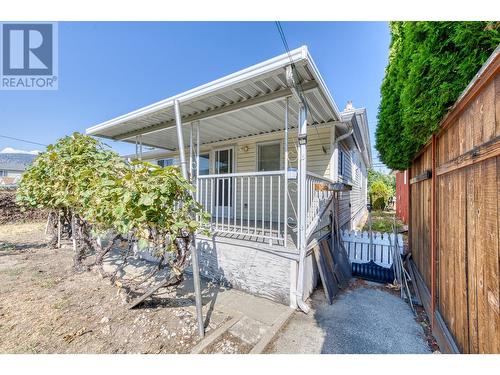 394 Wade Avenue, Penticton, BC - Outdoor With Deck Patio Veranda