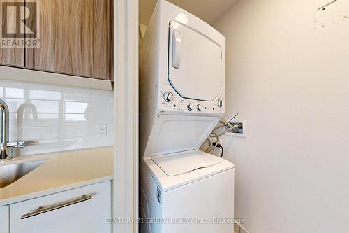 1104 - 225 Veterans Drive, Brampton (Northwest Brampton), ON - Indoor Photo Showing Laundry Room