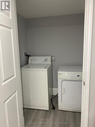 194 Tiller Trail, Brampton (Fletcher'S West), ON - Indoor Photo Showing Laundry Room