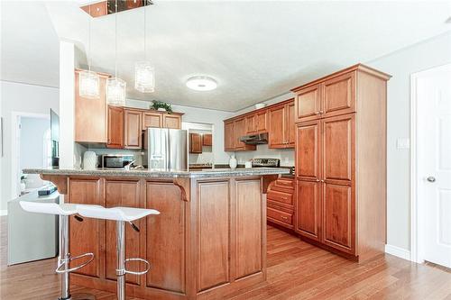 4 Forest Wood Drive, Port Dover, ON - Indoor Photo Showing Kitchen