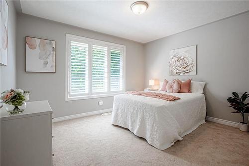 4 Forest Wood Drive, Port Dover, ON - Indoor Photo Showing Bedroom