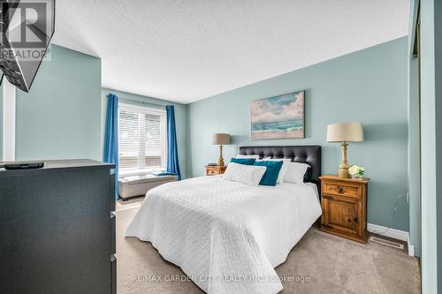 23 - 515 North Service Road, Hamilton (Stoney Creek), ON - Indoor Photo Showing Bedroom