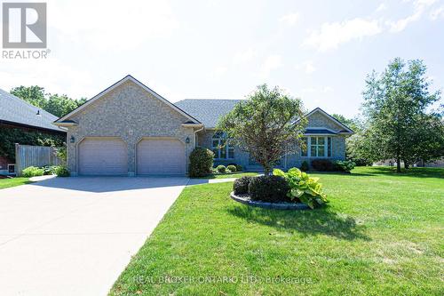 4 Forest Wood Drive, Norfolk (Port Dover), ON - Outdoor With Facade