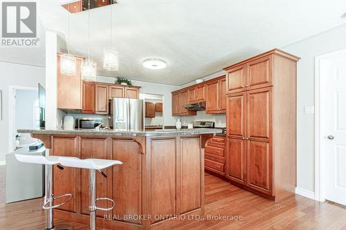 4 Forest Wood Drive, Norfolk (Port Dover), ON - Indoor Photo Showing Kitchen