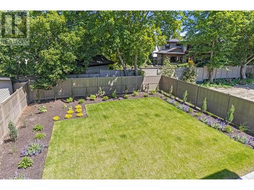 444 Sarsons Road, Kelowna, BC - Outdoor With Backyard