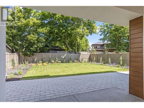 444 Sarsons Road, Kelowna, BC - Outdoor With Backyard