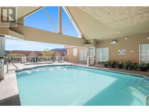 1088 Sunset Drive Unit# 349, Kelowna, BC -  Photo Showing Other Room With In Ground Pool