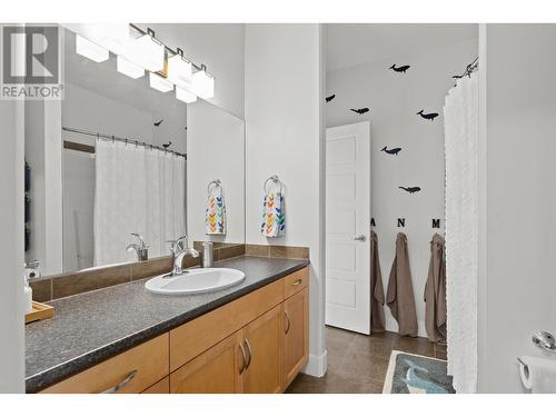 1585 Tower Ranch Boulevard Lot# 4, Kelowna, BC - Indoor Photo Showing Bathroom