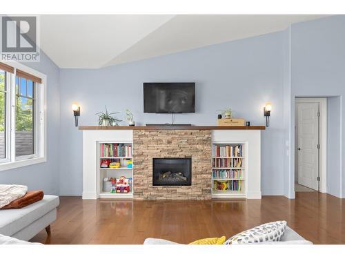 1585 Tower Ranch Boulevard Lot# 4, Kelowna, BC - Indoor With Fireplace