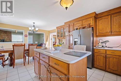 14420 Jane Street, King, ON - Indoor Photo Showing Kitchen