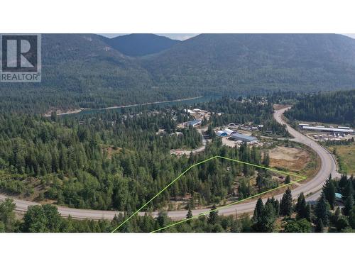 9100  22 Highway, Genelle, BC 