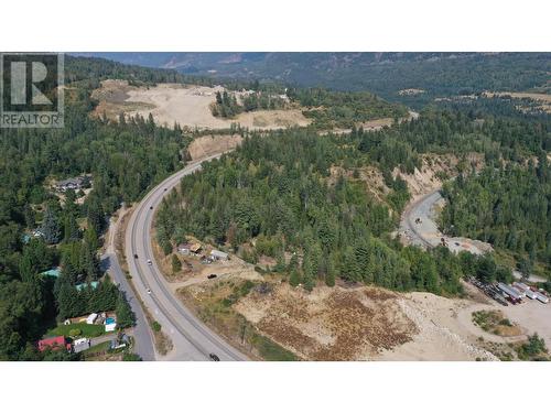 9100  22 Highway, Genelle, BC 