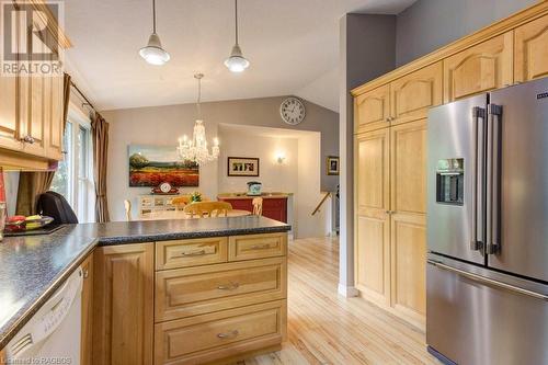 292 Balaklava Street, Paisley, ON - Indoor Photo Showing Kitchen