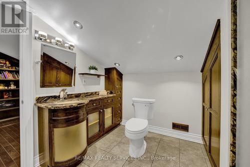 247 Sand Road, East Gwillimbury, ON - Indoor Photo Showing Bathroom