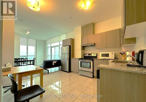 Ph22 - 8323 Kennedy Road, Markham, ON - Indoor Photo Showing Kitchen