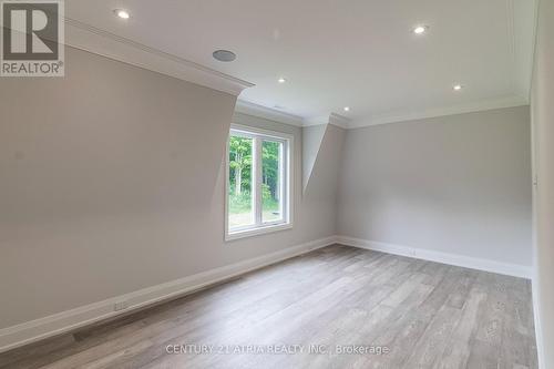 3225 Davis Drive, Whitchurch-Stouffville, ON - Indoor Photo Showing Other Room