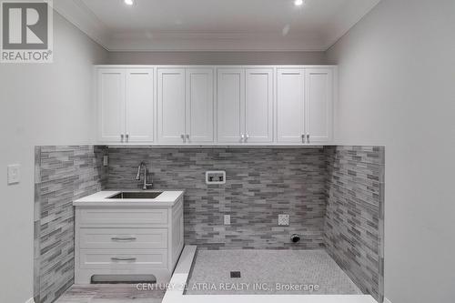 3225 Davis Drive, Whitchurch-Stouffville, ON - Indoor