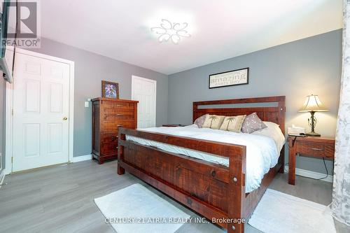 1335 Furniss Drive, Ramara (Brechin), ON - Indoor Photo Showing Bedroom