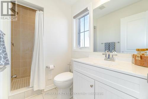 20 Callahan Court, Brampton (Northwest Brampton), ON - Indoor Photo Showing Bathroom