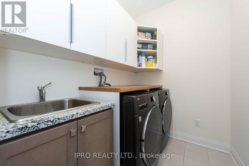 2437 Irene Crescent, Oakville (Glen Abbey), ON - Indoor Photo Showing Laundry Room