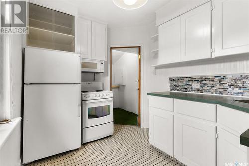 2178 Wallace Street, Regina, SK - Indoor Photo Showing Kitchen