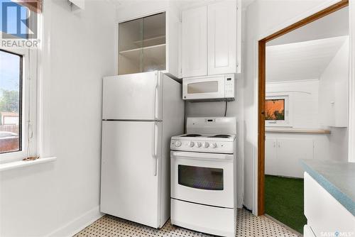 2178 Wallace Street, Regina, SK - Indoor Photo Showing Kitchen