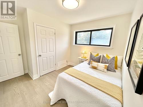 33 Valentine Drive, Toronto (Parkwoods-Donalda), ON - Indoor Photo Showing Bedroom