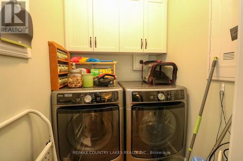 407 - 58 Glenelg Street W, Kawartha Lakes (Lindsay), ON - Indoor Photo Showing Laundry Room