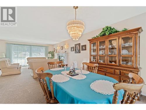 2051 3 Avenue Se, Salmon Arm, BC - Indoor Photo Showing Dining Room