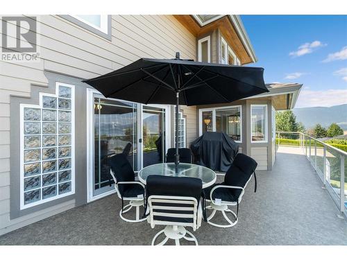 2051 3 Avenue Se, Salmon Arm, BC - Outdoor With Deck Patio Veranda With Exterior