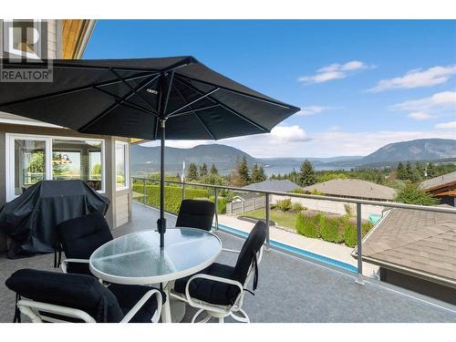 2051 3 Avenue Se, Salmon Arm, BC - Outdoor With View With Exterior