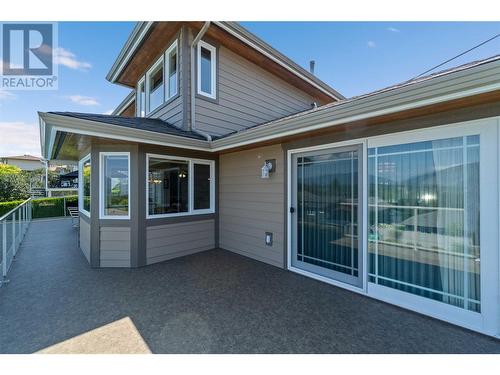 2051 3 Avenue Se, Salmon Arm, BC - Outdoor With Deck Patio Veranda