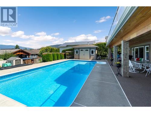 2051 3 Avenue Se, Salmon Arm, BC - Outdoor With In Ground Pool